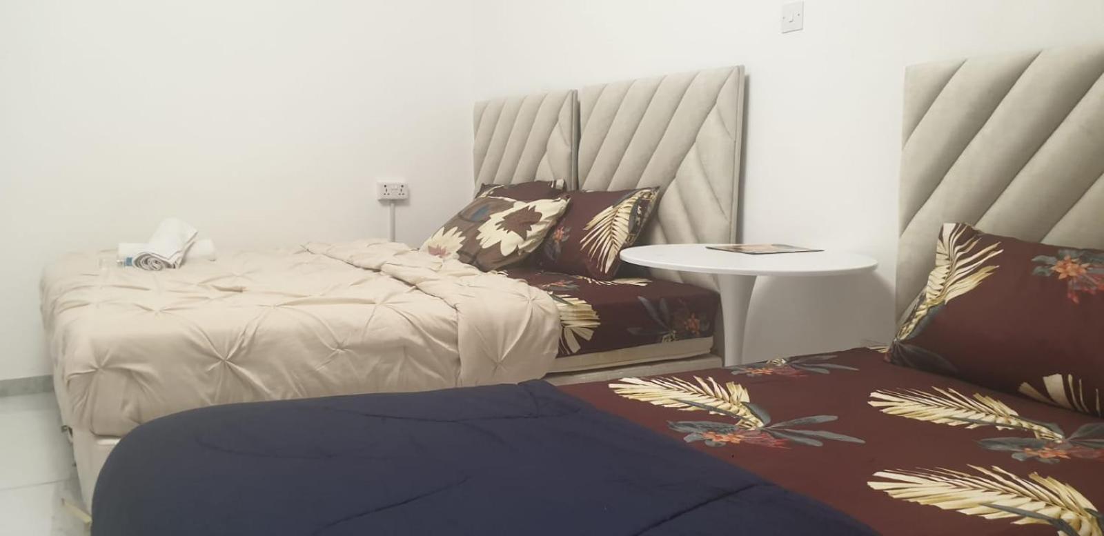 International Abu-Dhabi Hostel Villa Abu Dhabi Exteriör bild