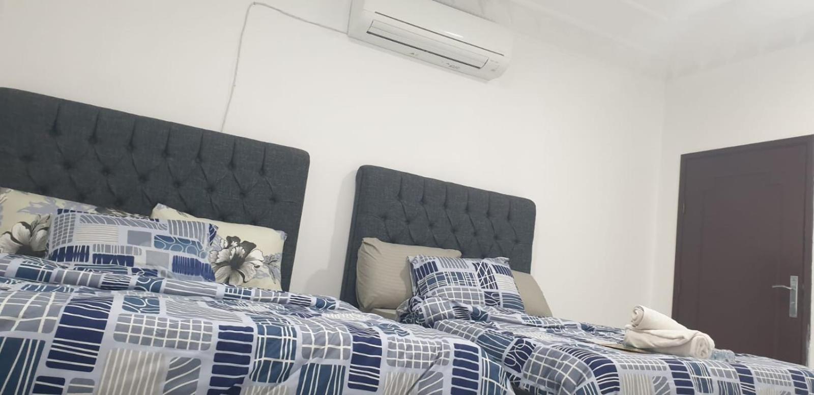 International Abu-Dhabi Hostel Villa Abu Dhabi Exteriör bild